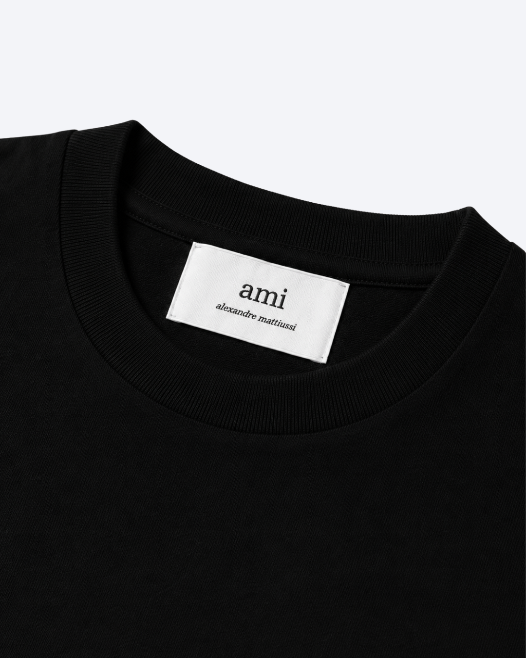 Camiseta "Ami de Coeur" AMI Paris Preta